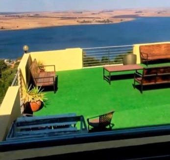 Bronkhorstspruit House | Amatolo view