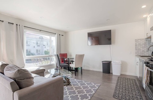 San Bruno House | Amazing Bright&New Vrbo 2bedroom. Near SFO!