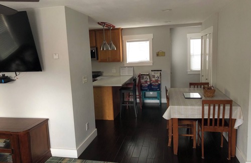Davenport House | Amazing Coastal Beach House! Entire Home Rental!