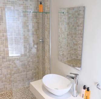 Wilderness Bed & Breakfast | Amber Light Wilderness Beach Cottage