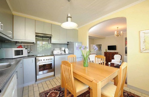 Paarl Apartment | Amberg country estate - Pool side apartment