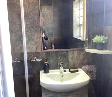 Humewood House | Ameni Air B&B