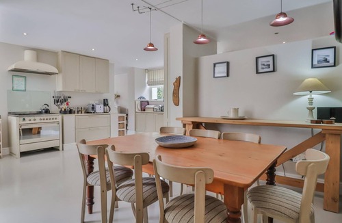 Chanteclair House | Angle Sea - large families, near Langbaai Beach