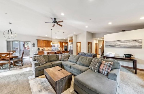 Bijou Park Acres House | Angora Lodge: Hot Tub, Game Room, Dog Friendly