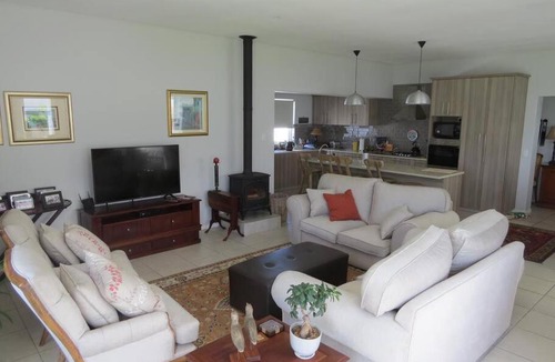 George Villa | Annie on Trafford