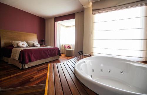 Plaza Huincul Hotel | Antu Malal Hotel