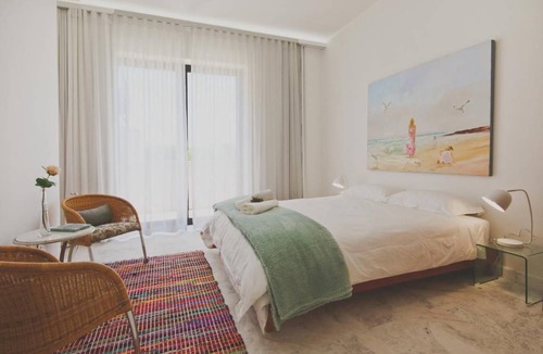 Gordons Bay Central Apartment | Apartment ∙ 3 bedrooms ∙ 6 guests
