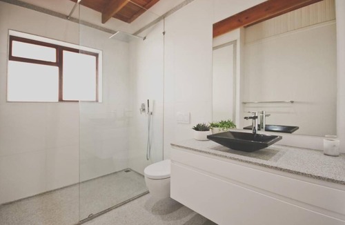 Gordons Bay Central Apartment | Apartment ∙ 2 bedrooms ∙ 4 guests