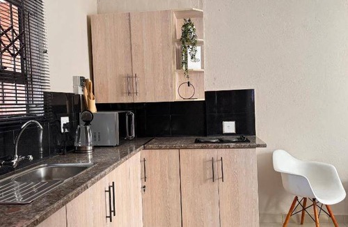 Polokwane Apartment | Apartment ∙ 1 bedroom ∙ 2 guests