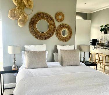 Claremont Apartment | Apartment ∙ 1 bedroom ∙ 2 guests