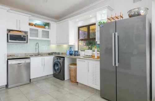 Trafalgar Apartment | Apartment 18 Wenonah