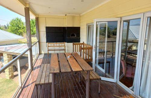 Clarens Apartment | Apartment ∙ 2 bedrooms ∙ 4 guests