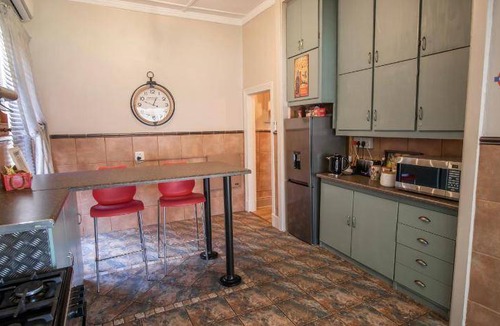 Harrismith Apartment | Apartment ∙ 2 bedrooms ∙ 4 guests