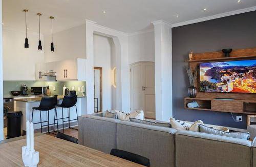 Muizenberg Apartment | Apartment ∙ 2 bedrooms ∙ 4 guests