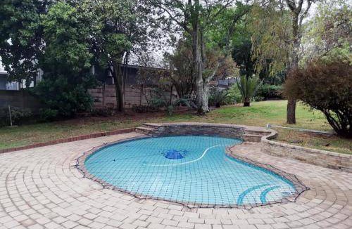 Greater Johannesburg Metropolitan Area Apartment | Apartment ∙ 2 bedrooms ∙ 4 guests