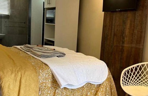 Empangeni Apartment | Apartment ∙ 2 guests
