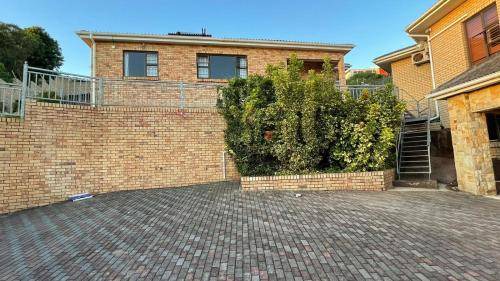 Berea Apartment | Apartment ∙ 3 bedrooms ∙ 5 guests
