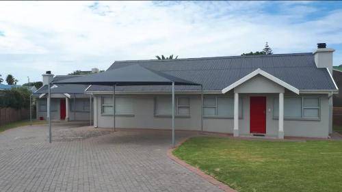 Still Bay Apartment | Apartment ∙ 3 bedrooms ∙ 6 guests
