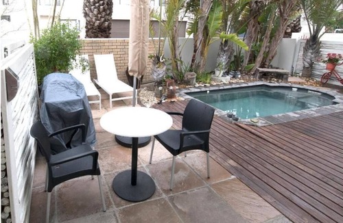 Melkbosstrand House | Apartment Melkbos Moments-Apartment with a Pool View