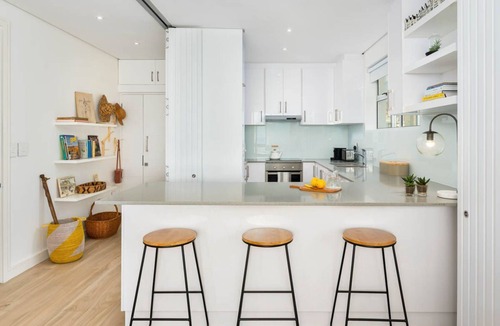 Bantry Bay Apartment | Apartment Seacliff - Two Bedroom Apartment, Sleeps 4