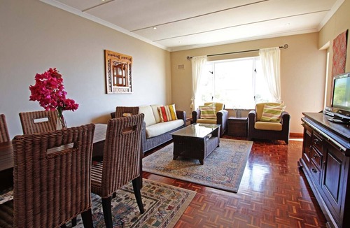 Redhill Apartment | Apartment with ocean view