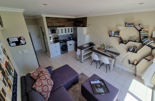Gordon's Bay Apartment | Apartment18 Lifestyle- Gordons Bay Beachfront