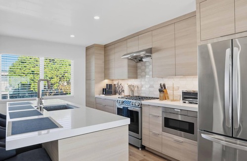 Rio del Mar Apartment | Aptos Dreaming steps to the Beach