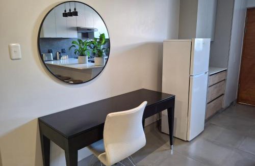 George Apartment | Arbre Stay at 1 ON YORK