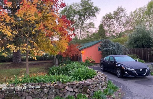 Sonoma Cottage | Arches - Olive Grove Cottage