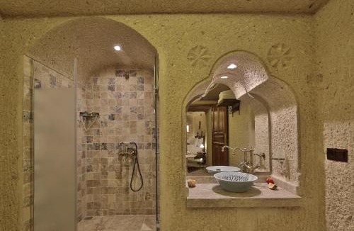 Goreme Hotel | Aren Cave Hotel And Art Gallery