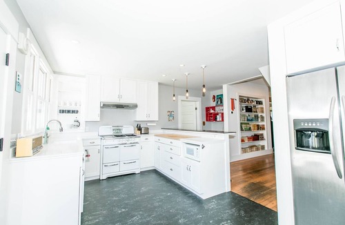 Southwest Santa Rosa House | Artistic, Vintage Modern Home with Pool, Central Location