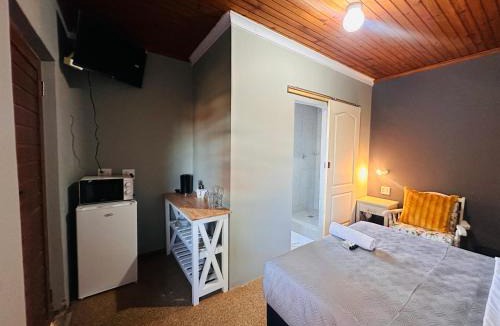 Quigney Beach House | Aruwaa