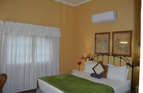 Pietermaritzburg Hotel | Ascot Inn
