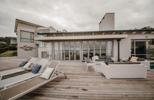 Glentana House | At Last Glentana Beach House