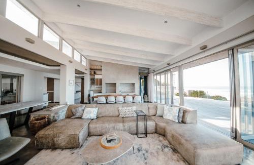 Glentana House | At Last Glentana Beach House