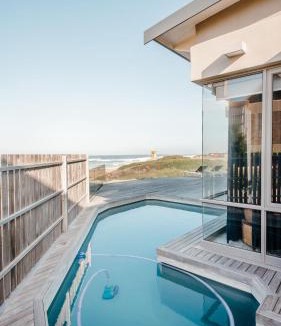 Glentana House | At Last Glentana Beach Manor