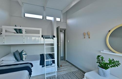 Glentana Apartment | At Last Glentana Apartment