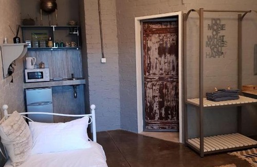 Zeerust House | At Rest