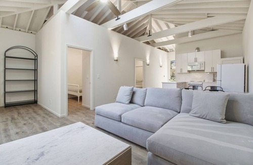 West Atherton House | Atherton Garden ADU in Silicon Valley