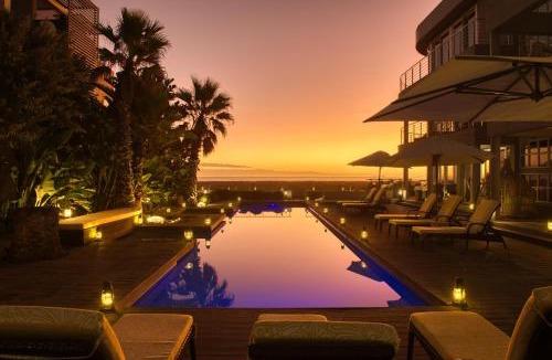 Sunset Beach House | Atlantic Palms
