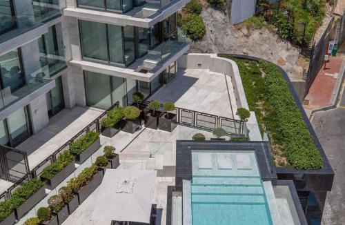 Bantry Bay Apartment | Aurum 501 and 101