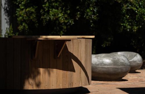 Stellenbosch Apartment | Avemore Winelands Home - wood fired hottub and full power back up