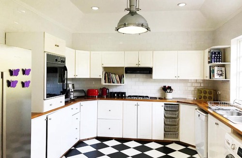 Newlands House | Awesome home near Newlands Forest