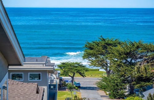 Park Hill House | Awesome Views: Near Beach, Single Floor, Dogs OK