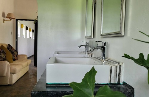 Pretoria Other | Awoken House of Consciousness - Peaceful & tranquil, curated for wellnes & rest.