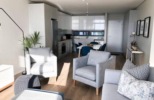 Century City Apartment | Axis-Luxury Two Bedroom with Ocean and Mountain views - 3