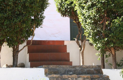 Paarl House | AYAMA Rock House - Beautiful, Cozy Home