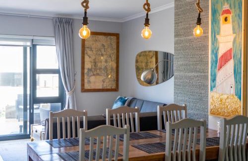 Big Bay Apartment | Azure 25