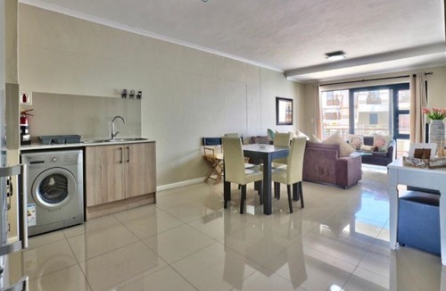 Bloubergstrand Apartment | Azure Ocean Facing Appartment