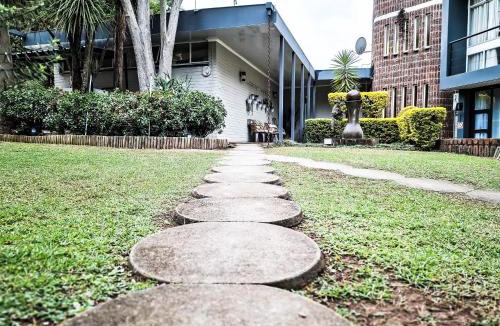Piet Retief House | B at Home Guest House